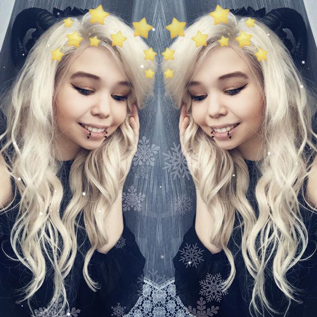 SHULY Long Blonde Wavy Lace Front Wigs for White Women 100% Human Hair