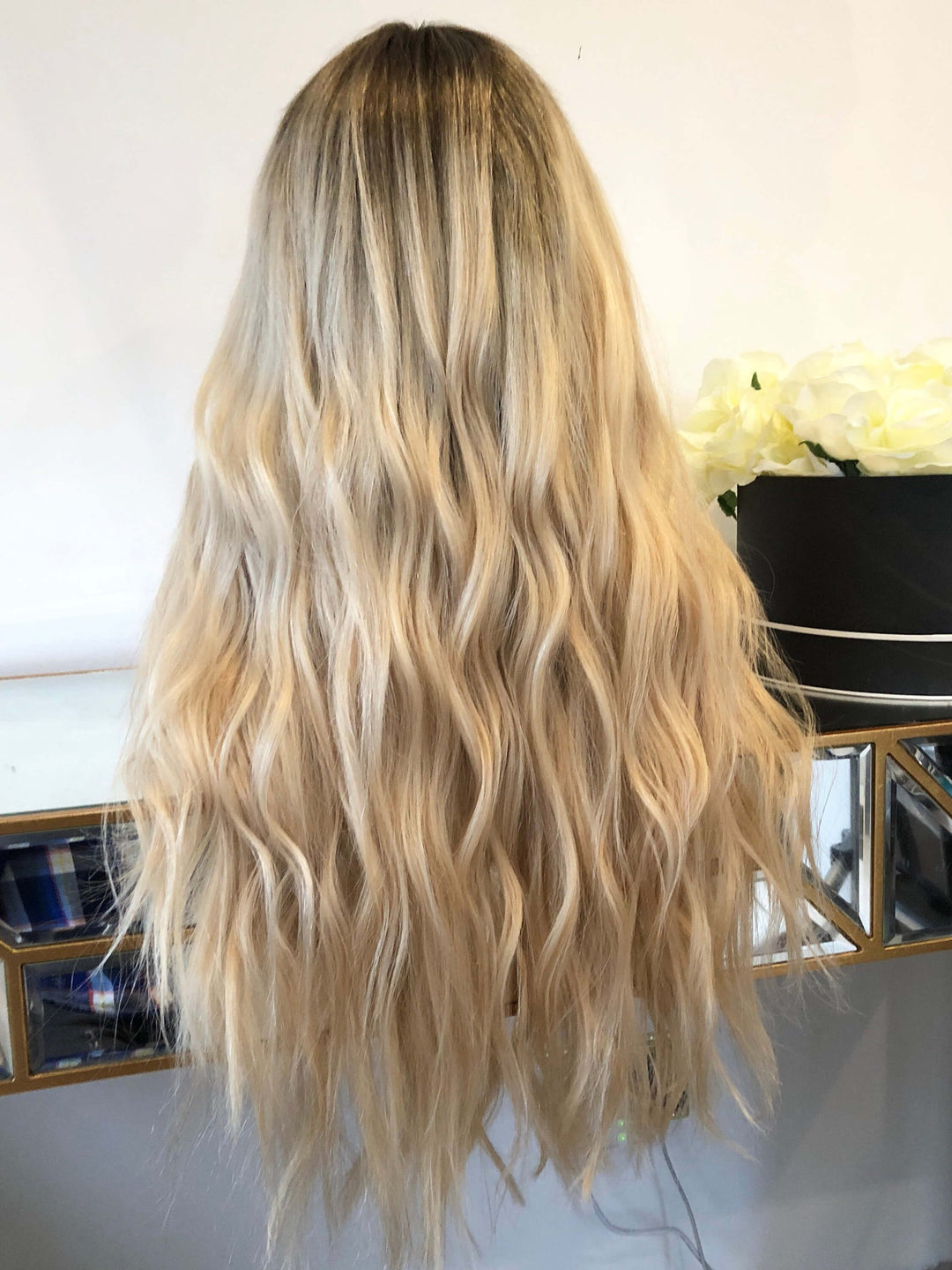 SHULY Long Wavy Ombre Blonde Preplucked Lace Front Wigs for White Women 100% Human Hair
