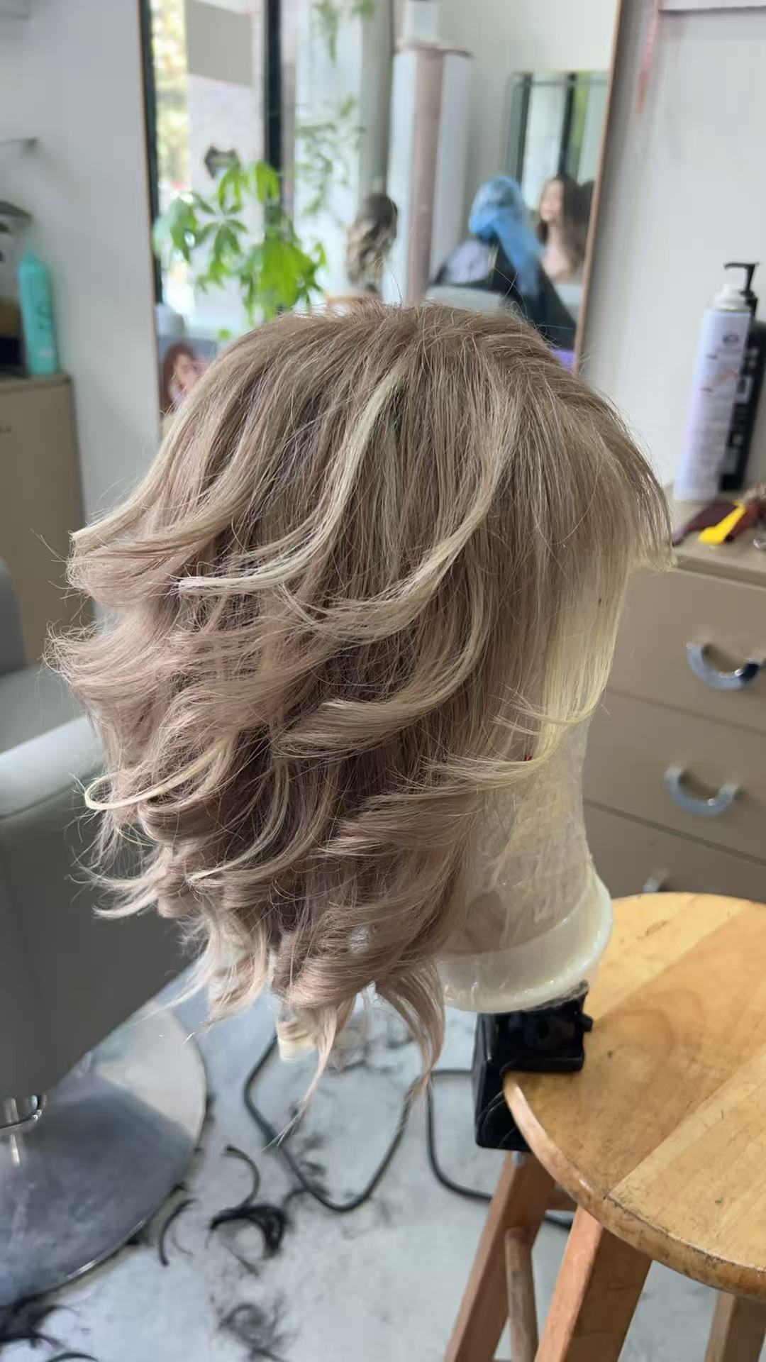 SHULY Ash Blonde Short Wigs for White Women 100% Human Hair